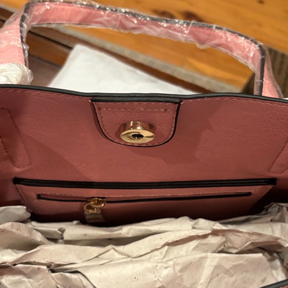 Chic Pink Tote Bag with Patterned Accents - Picture 6 of 7